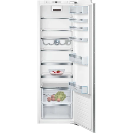Bosch KIR81AFE0 med åben låge
