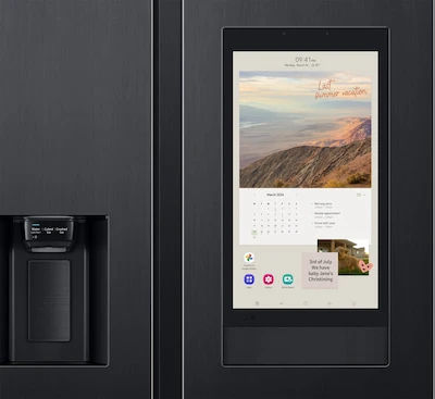 Amerikaner køleskab med indbygget skærm