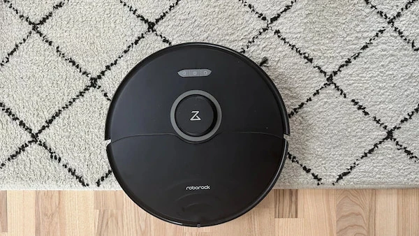 Robotstøvsuger rengøre et tæppe