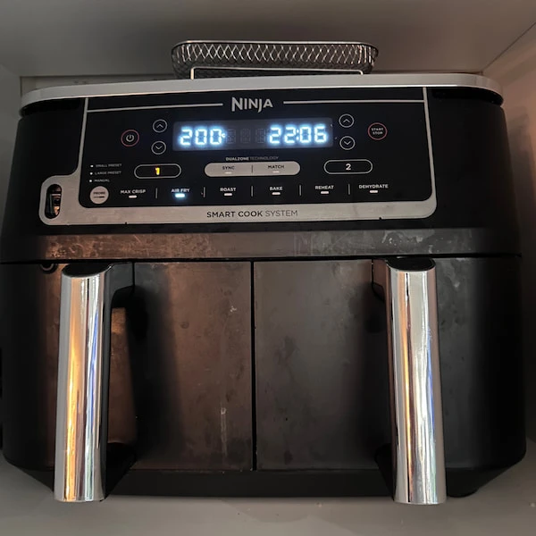 Ninja Foodi AF400EU, een van de airfryers waar ik persoonlijke ervaring mee heb